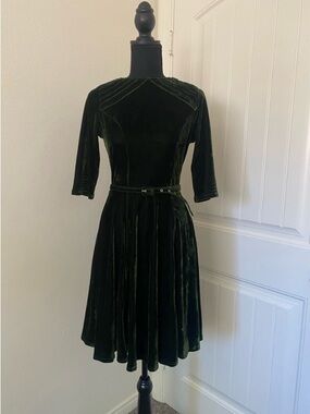 Unique Vintage Deep Green Velvet Fit-and-Flare Dress